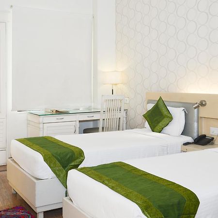 Treebo Check In By Oran Hotel New Delhi Ngoại thất bức ảnh