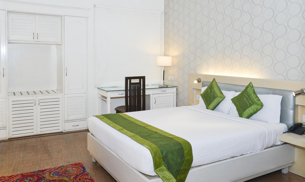 Treebo Check In By Oran Hotel New Delhi Ngoại thất bức ảnh